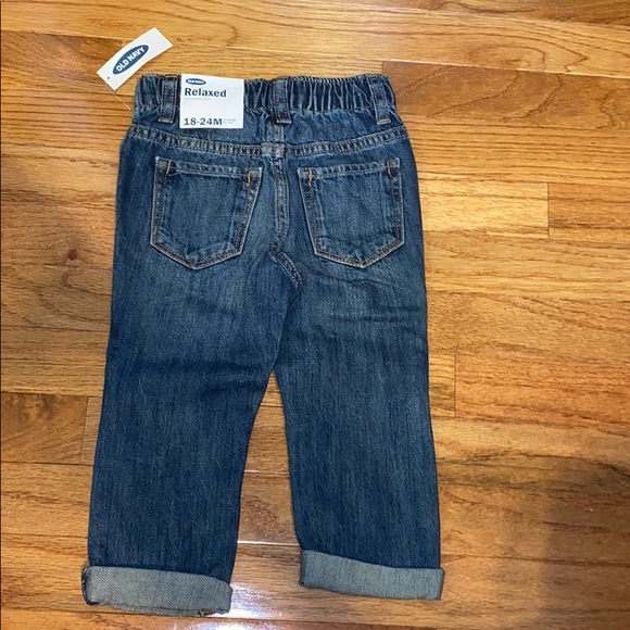 Toddler Size 18-24 Months Old Navy Jeans - Picture 2 of 5